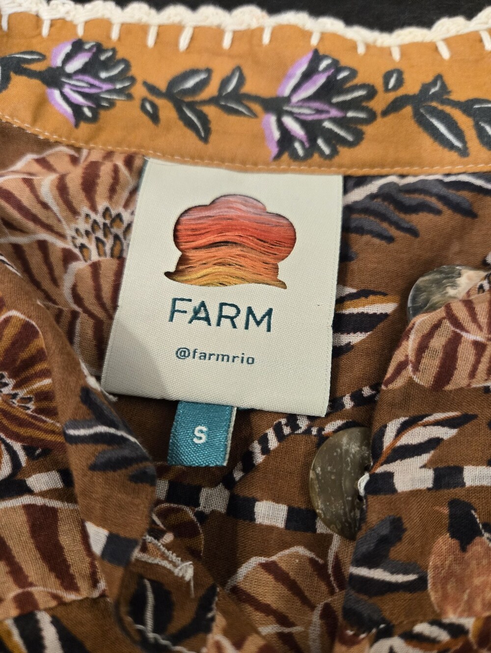 Farm Rio Ainika Floral Top - Picture 6 of 9